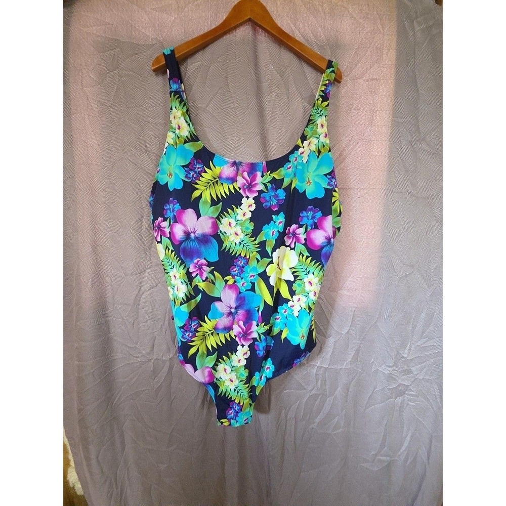 Swim 365 Swimsuit Womens 32W Plus Multicolor Floral One Piece Lined Stretch